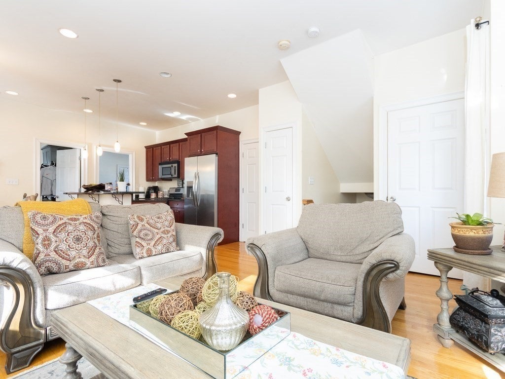 309 Wood Ave #3, Boston, MA, 309 Wood Ave #3, Boston, MA Photo #6