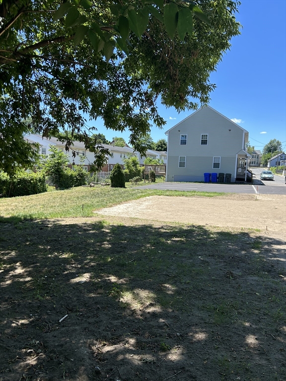 35-37 Pine St Court