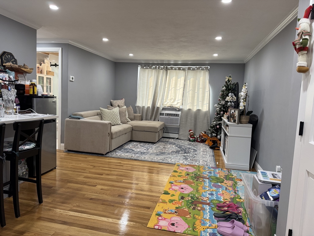 12 Woodland St 22