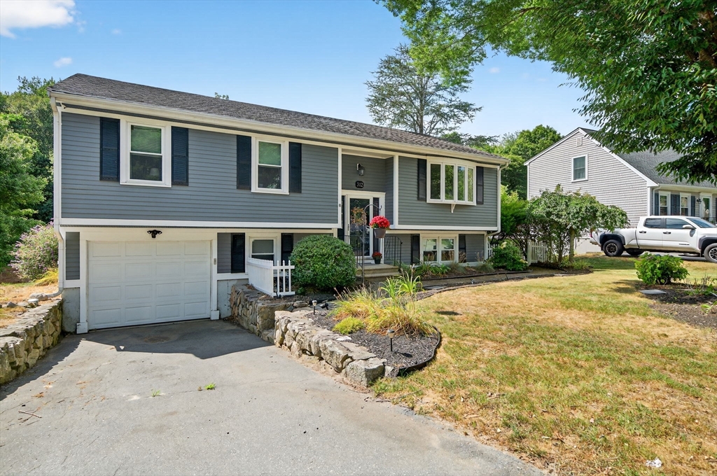 312 West Mccabe St