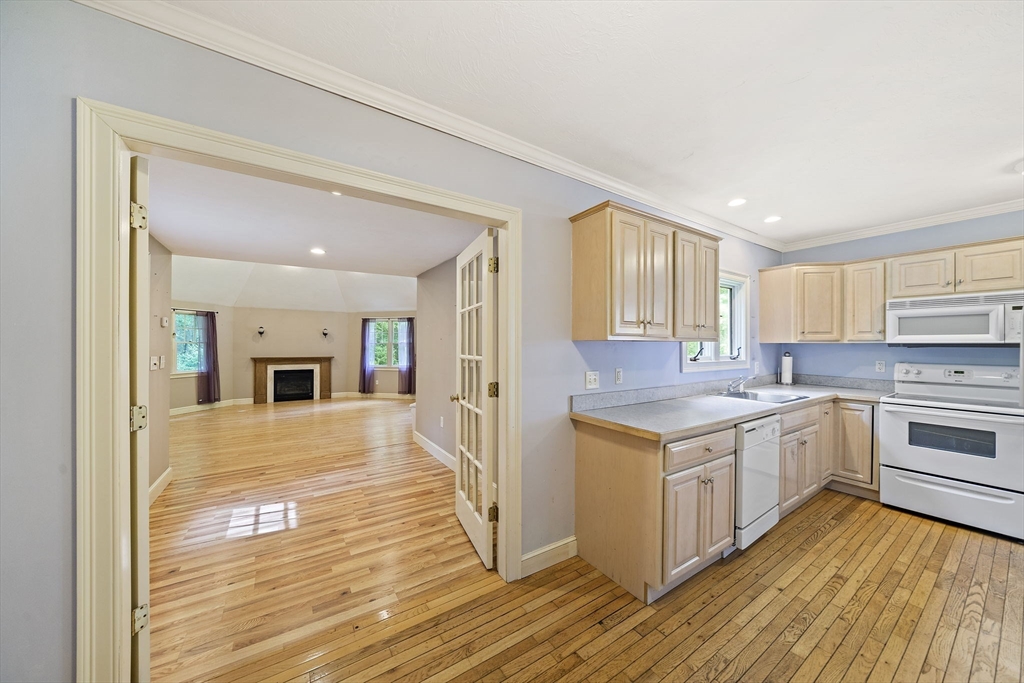 38 Grove St