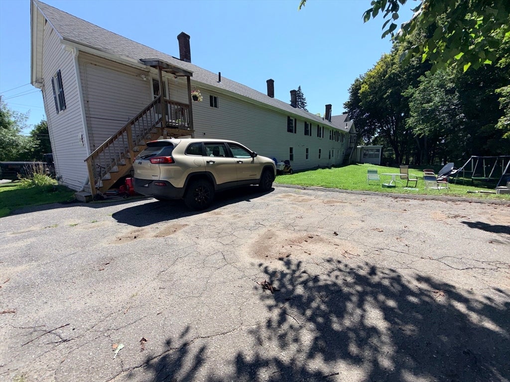 181 Pond St