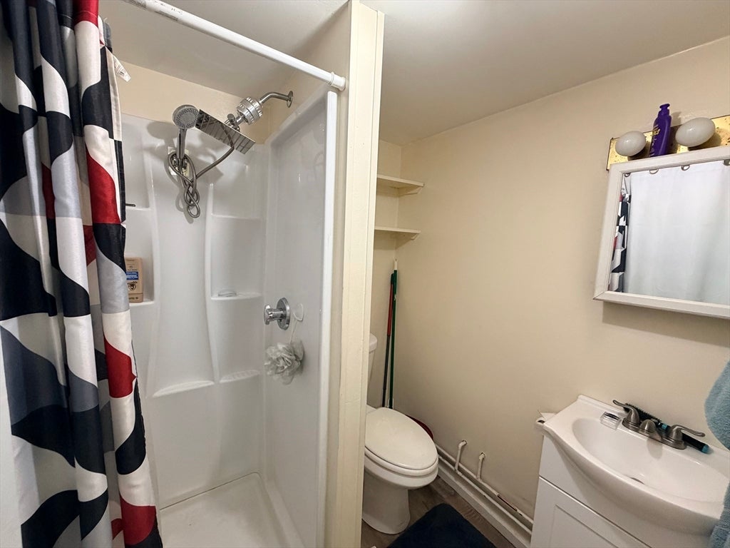 181 Pond St, Leominster, MA, 181 Pond St, Leominster, MA Photo #8