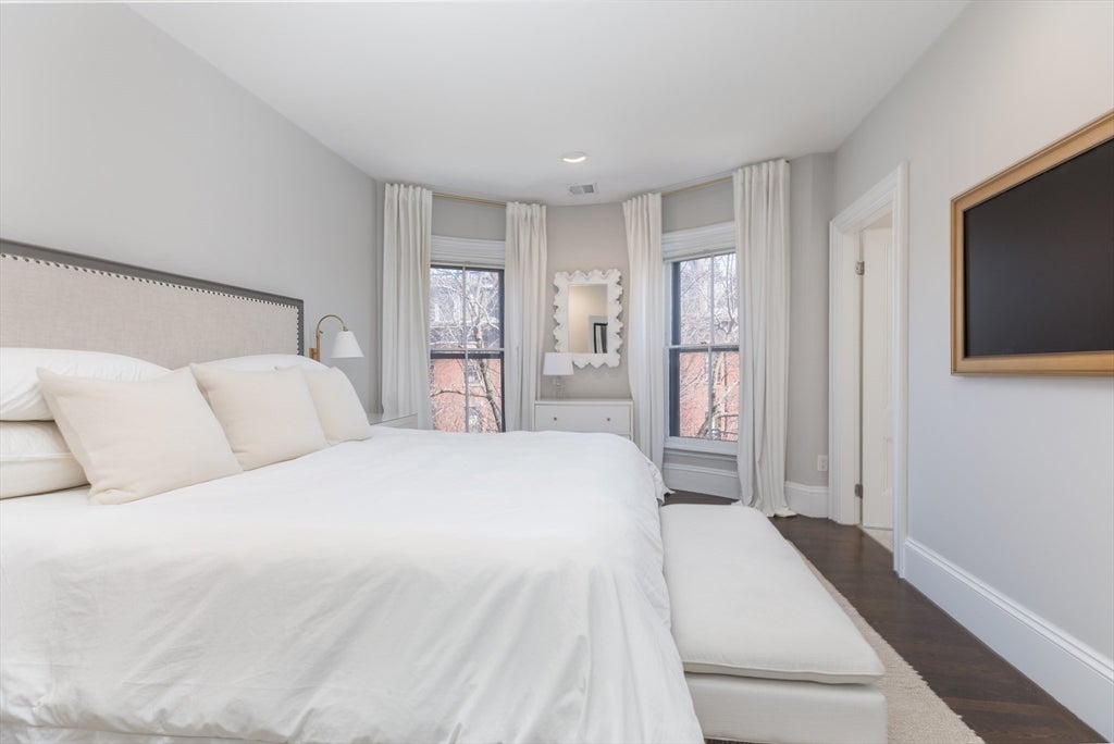118 Pembroke St #2, Boston, MA Photo #8