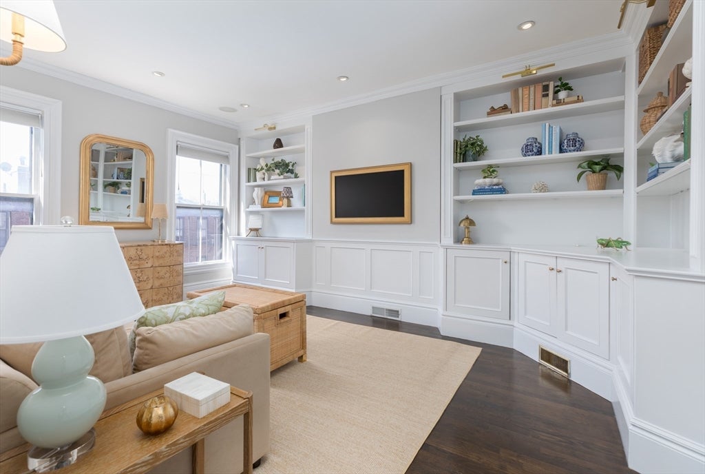 118 Pembroke St #2, Boston, MA Photo #11