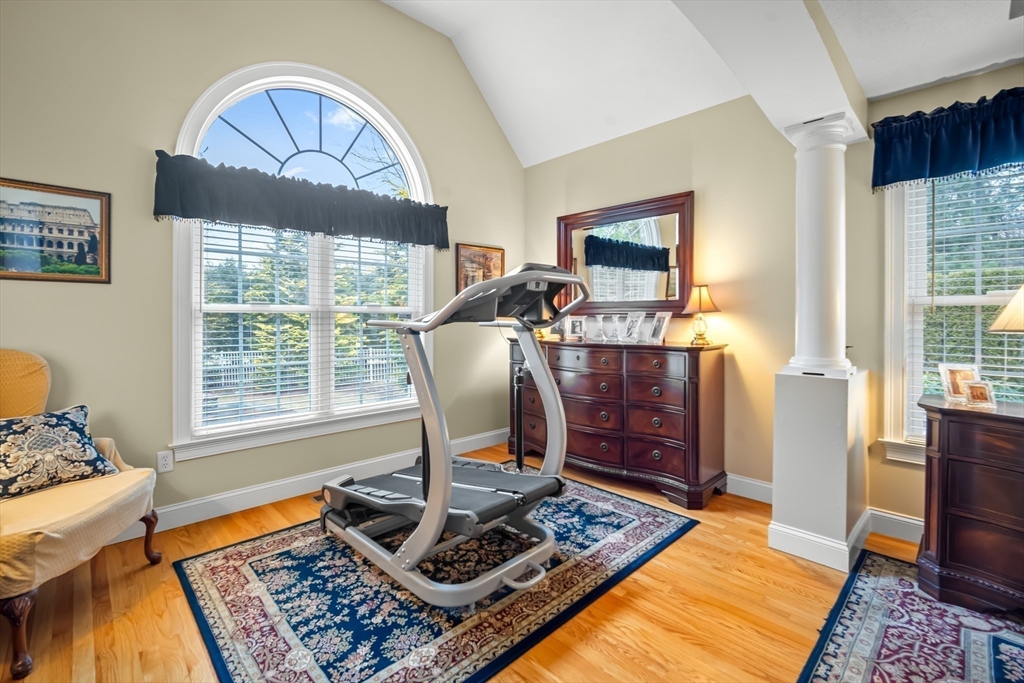 Westfield, Massachusetts 01085, United States, 4 Bedrooms Bedrooms, ,4 BathroomsBathrooms,Residential,Contingent,151995