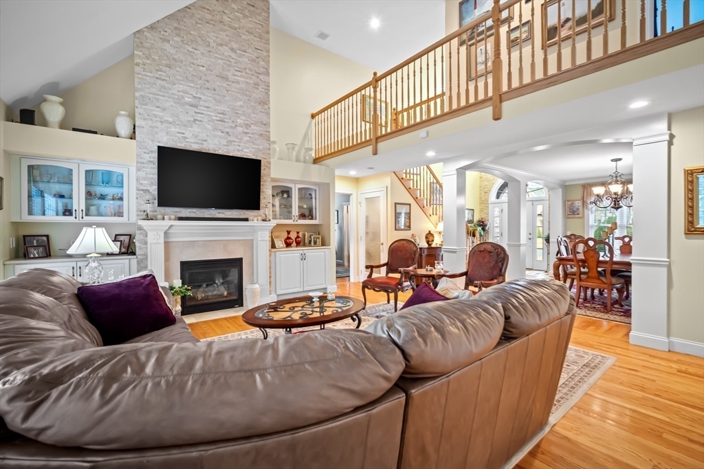 275 Munger Hill Rd