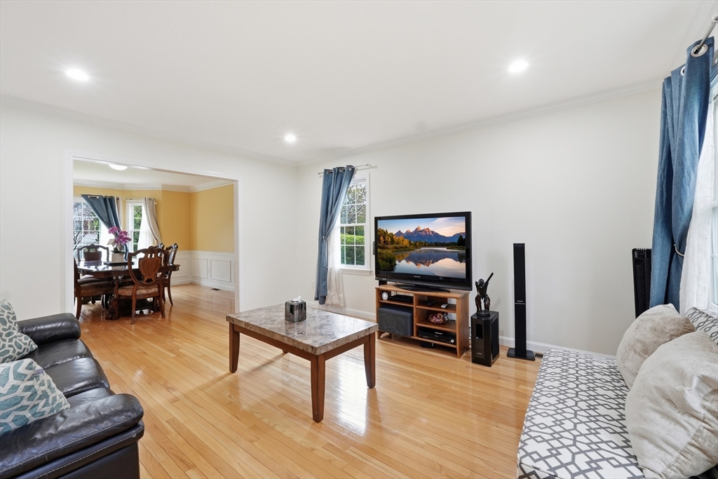 22 Barrett Street