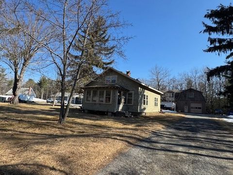 950 Wachusett St Holden MA 01520