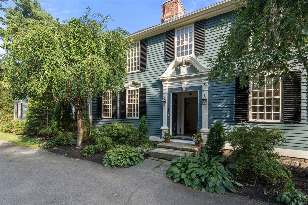 100 Eliot St