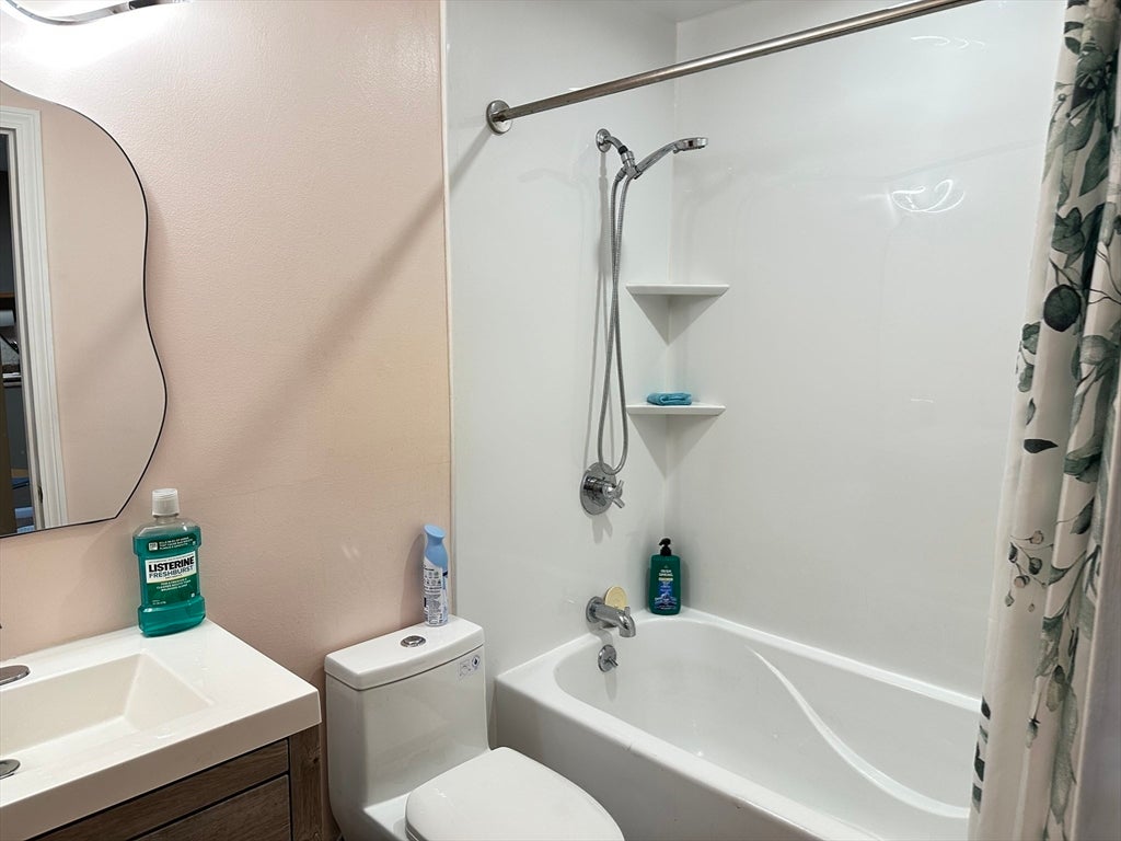 458-460 Eastern Ave #14, Lynn, MA, 458-460 Eastern Ave #14, Lynn, MA Photo #20