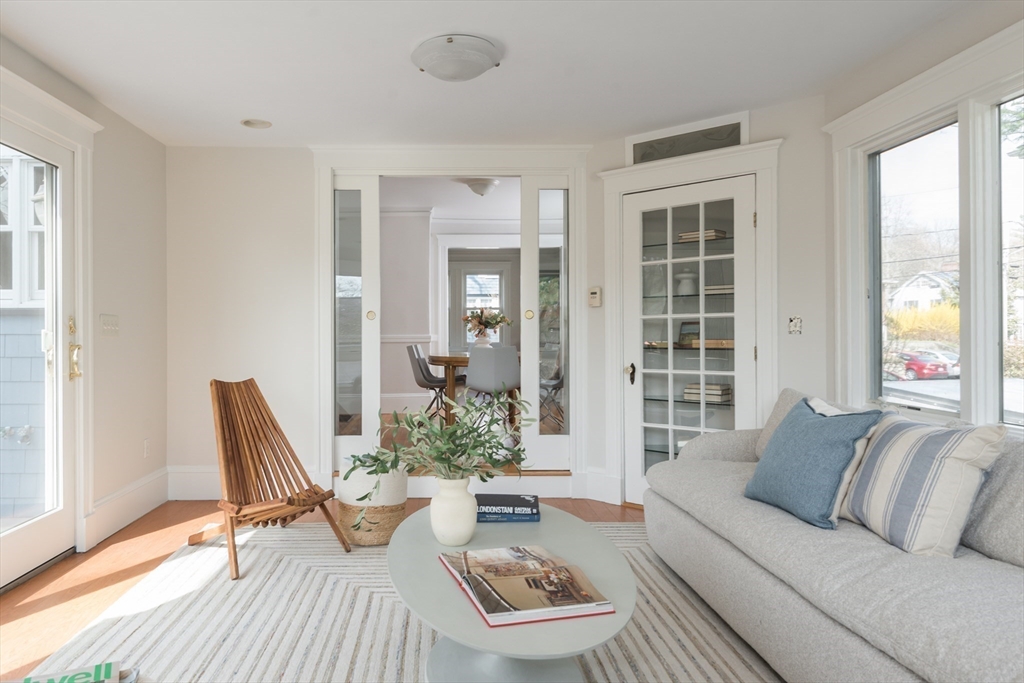 33 Ottawa Rd