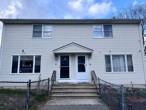 30 Wallace Cir 30 Malden MA 02148