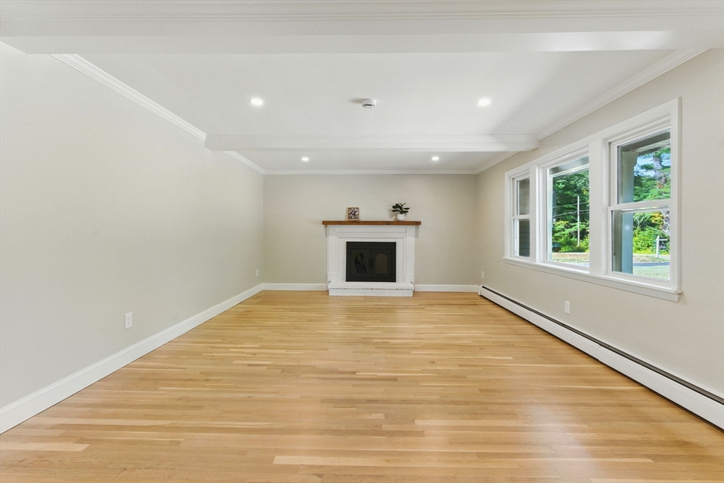 126 Shirley St