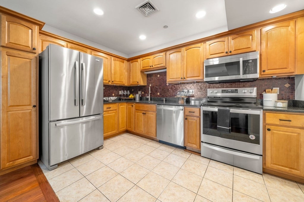39 Fenton St #7, Boston, MA, 39 Fenton St #7, Boston, MA Photo #7