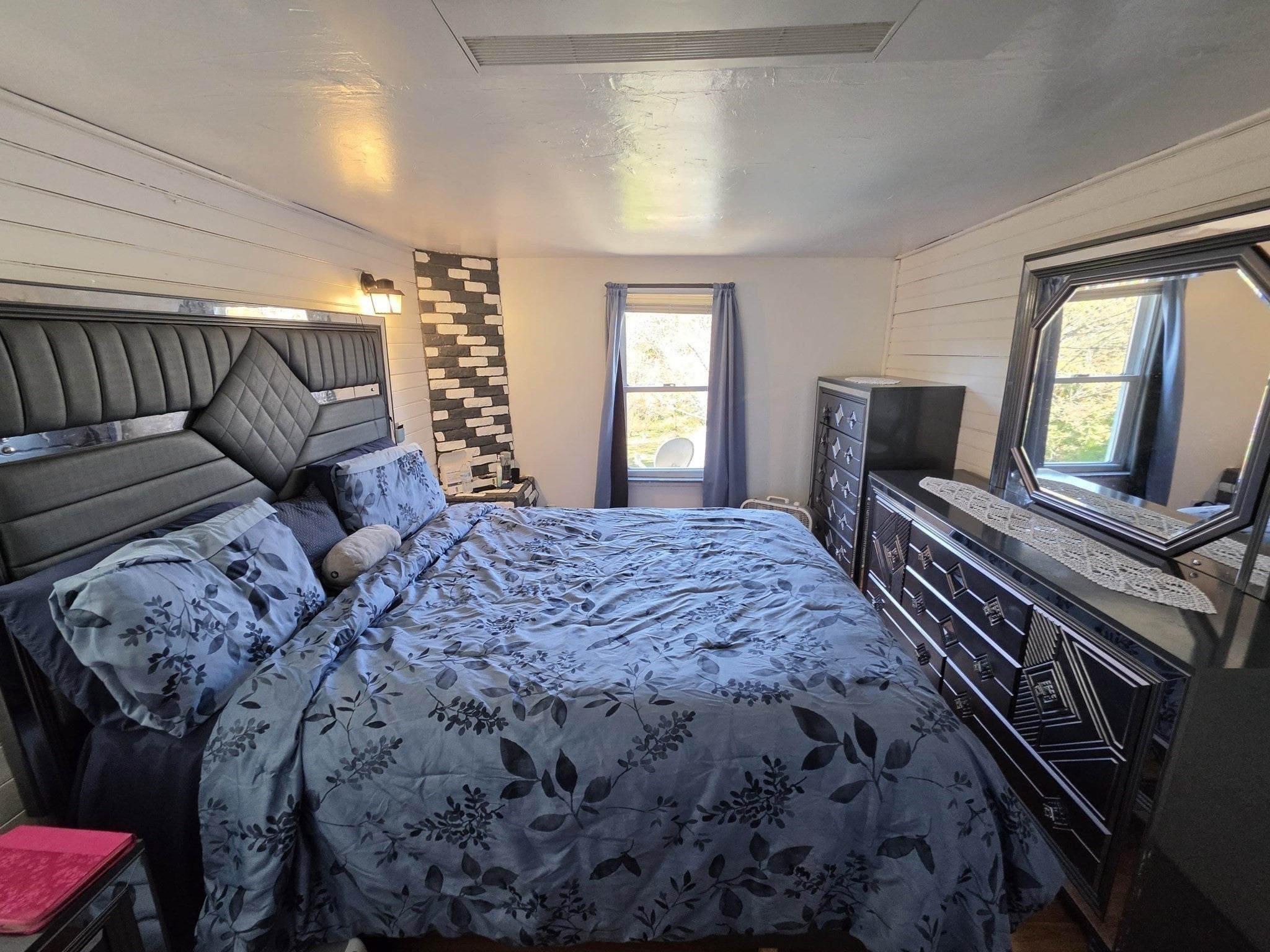 124 Pleasant St, Leicester, MA, 124 Pleasant St, Leicester, MA Photo #13