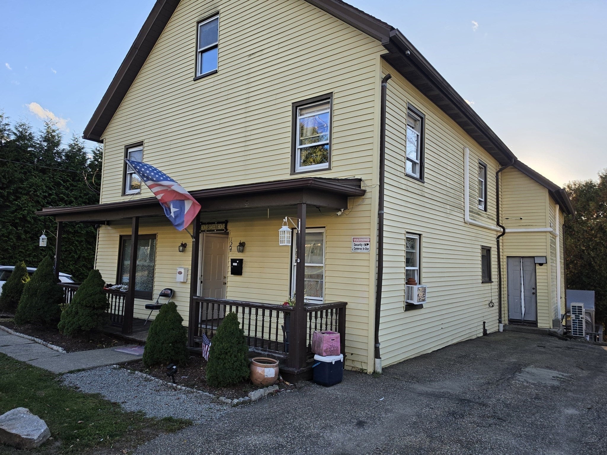124 Pleasant St, Leicester, MA, 124 Pleasant St, Leicester, MA Photo #2