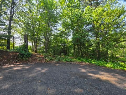 20 Old Cudworth Rd Oxford MA 01540