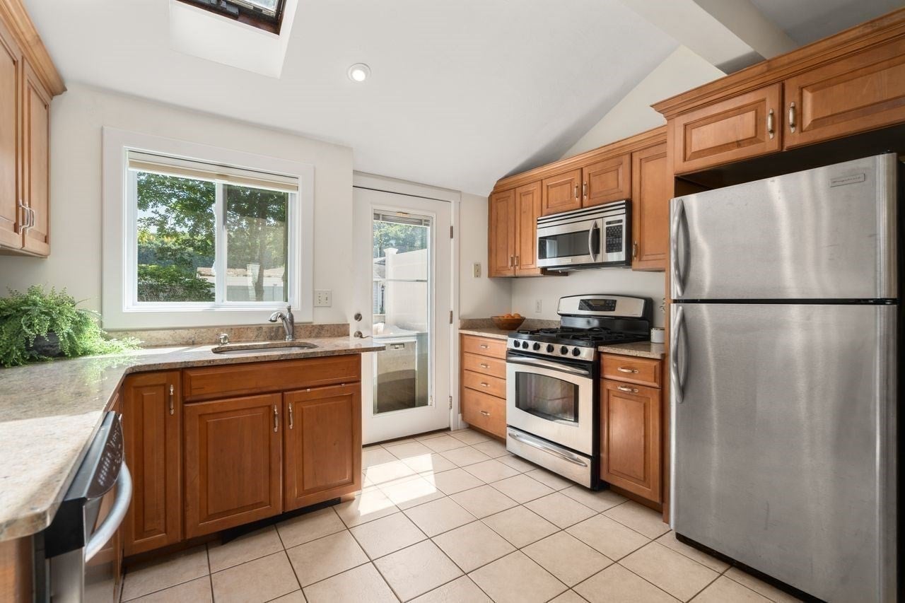 12 Oconnell Ave #12, Quincy, MA Photo #7