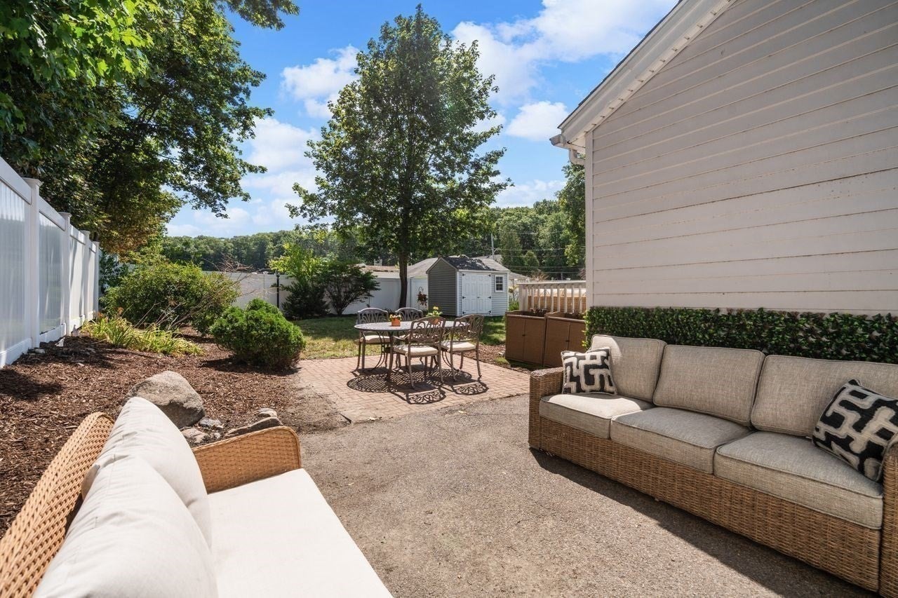 12 Oconnell Ave #12, Quincy, MA Photo #23