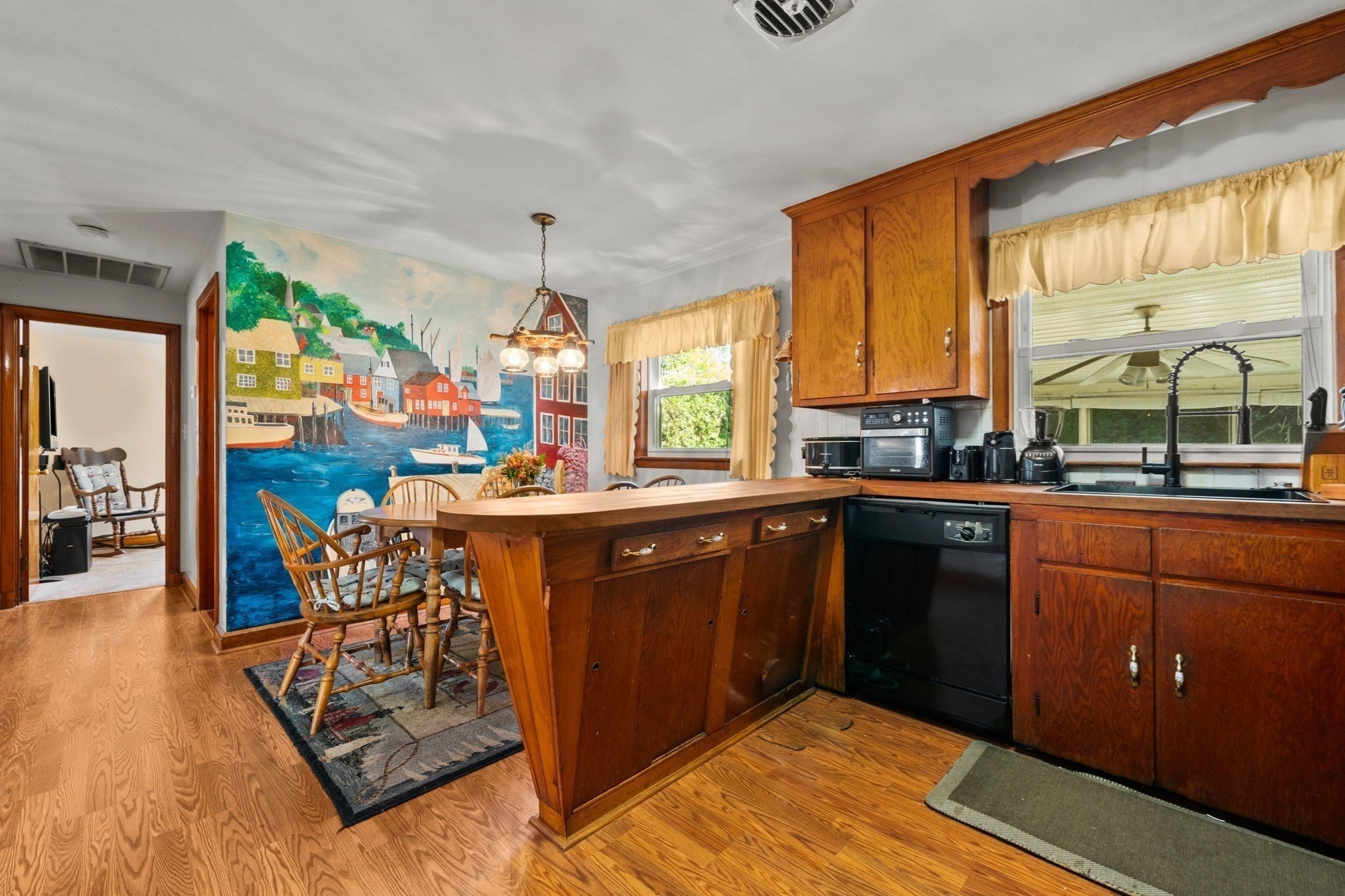 38 Bonavesta St, Lynn, MA, 38 Bonavesta St, Lynn, MA Photo #4