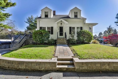 48 Bay State Rd Wakefield MA 01880