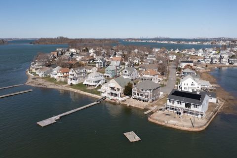 31 Hampton Cir 1 Hull MA 02045