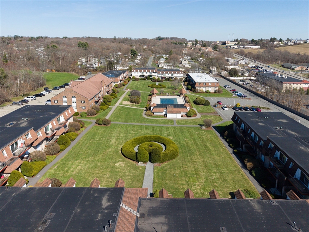 24 Williamsburg Ct 21