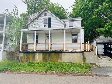 28 Angell St Mansfield MA 02048