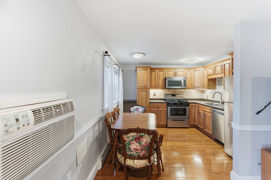 78 Edgelawn Avenue 8