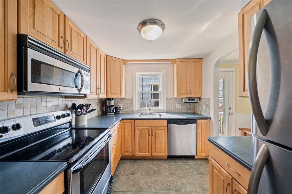 272 Belmont St, Quincy, MA, 272 Belmont St, Quincy, MA Photo #7