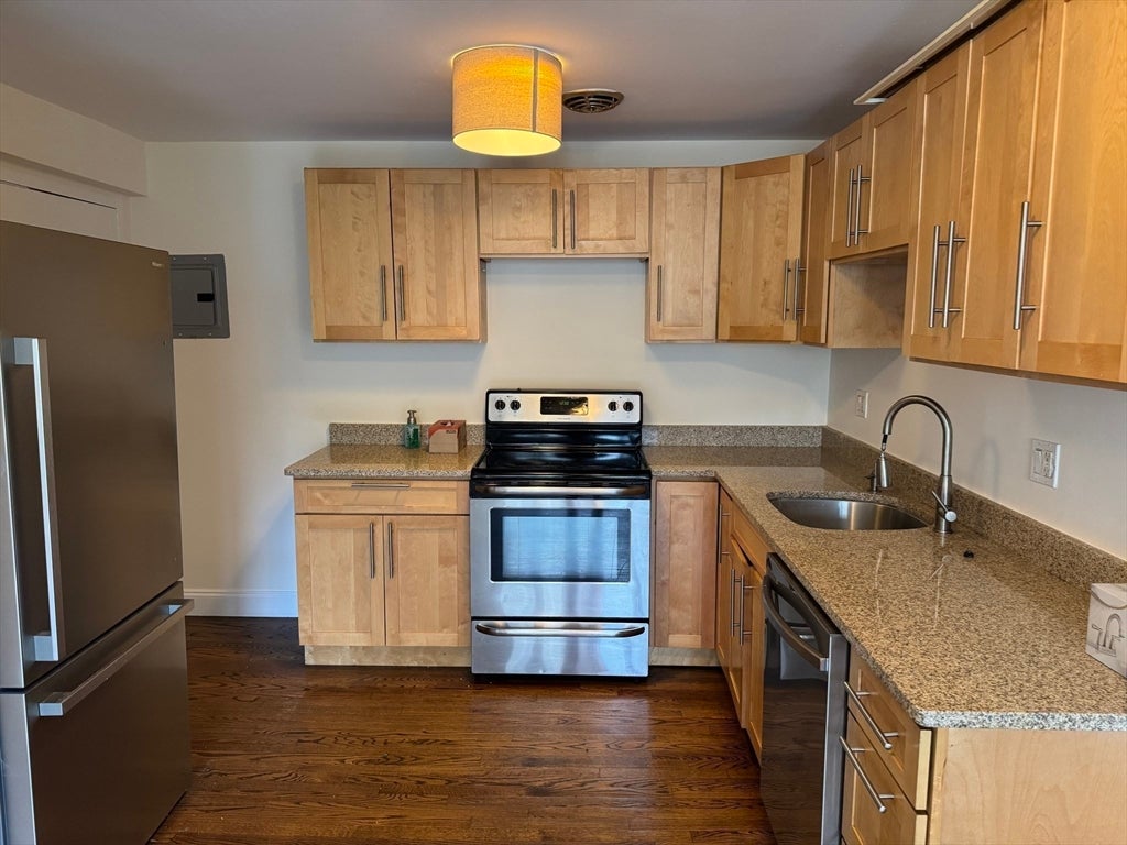62 Carey Ave #6, Watertown, MA, 62 Carey Ave #6, Watertown, MA Photo #2
