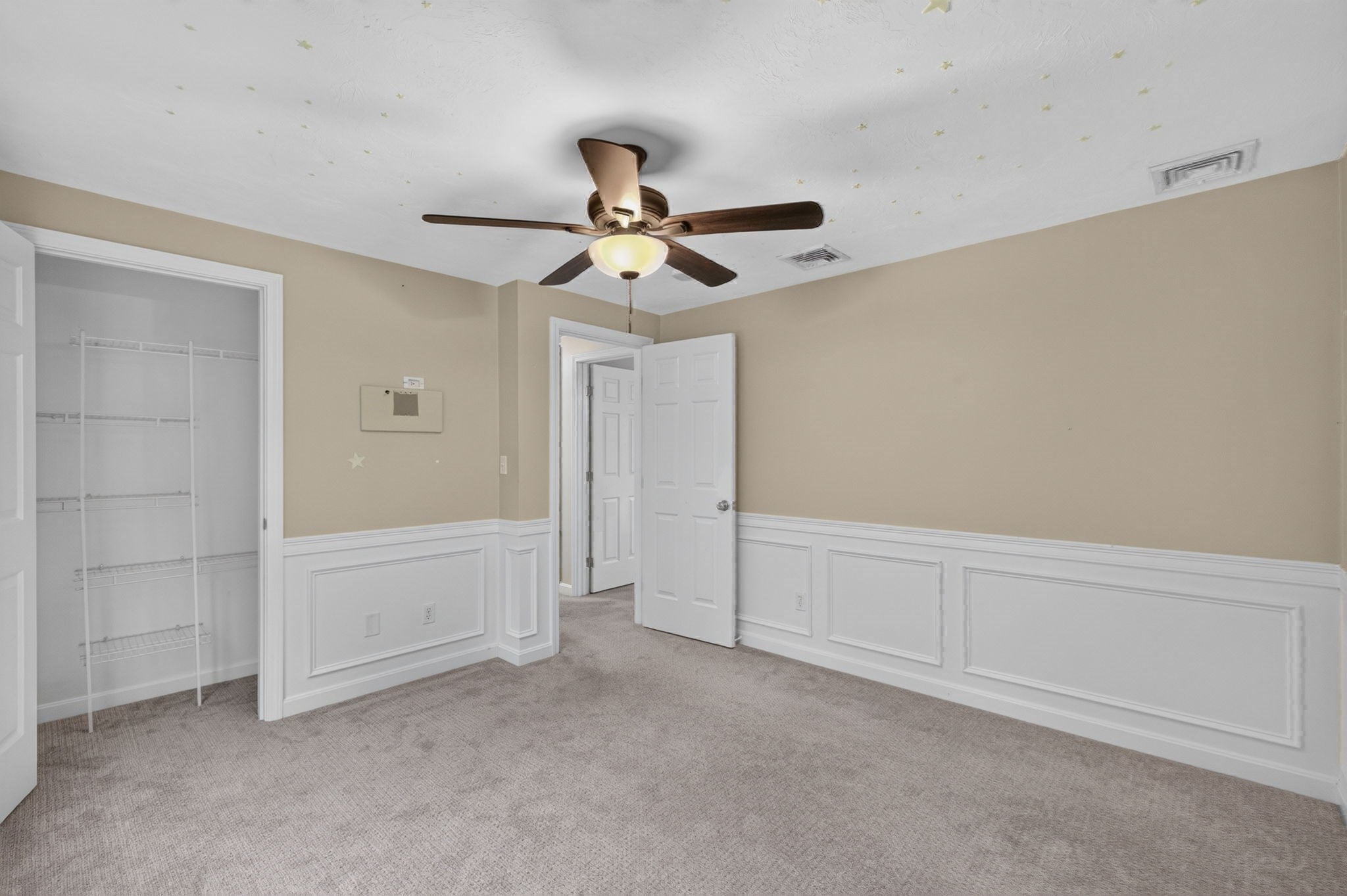 45 Metacomet Ave, Taunton, MA Photo #15
