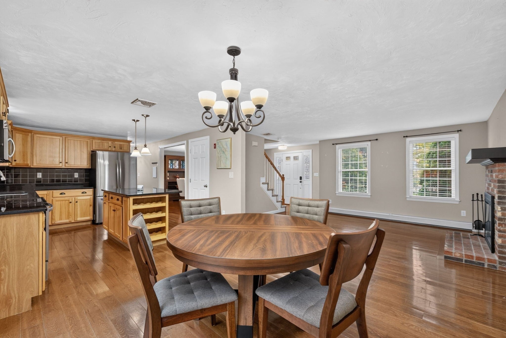 45 Metacomet Ave, Taunton, MA Photo #7
