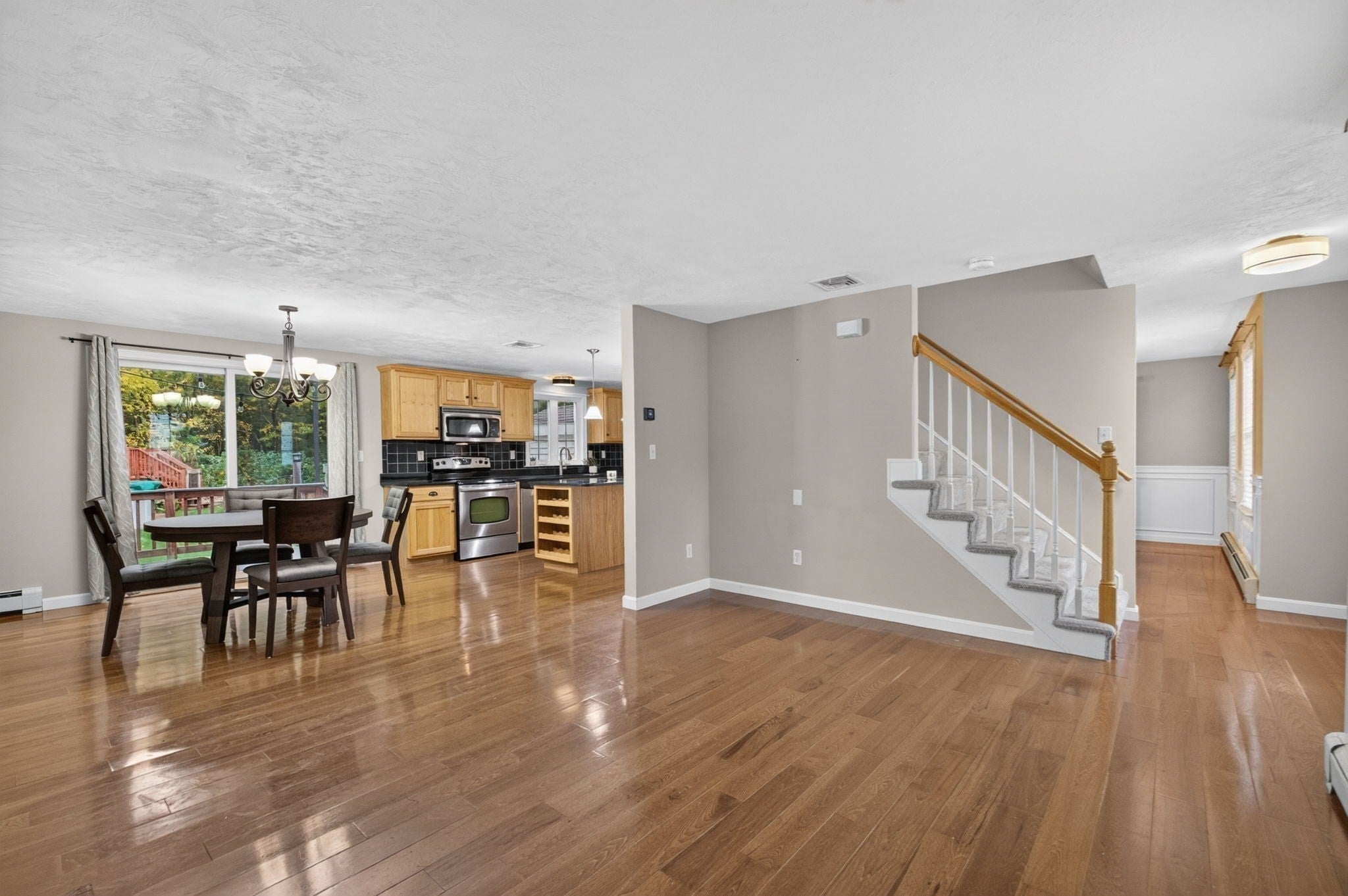 45 Metacomet Ave, Taunton, MA Photo #6