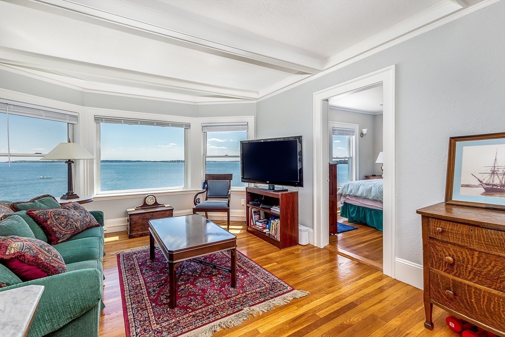 259 Humphrey St 3