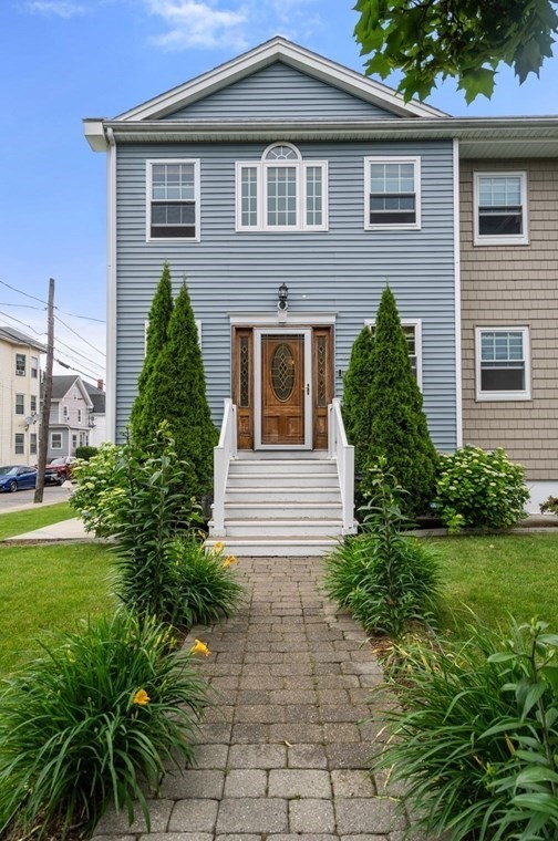 104 Crescent 1