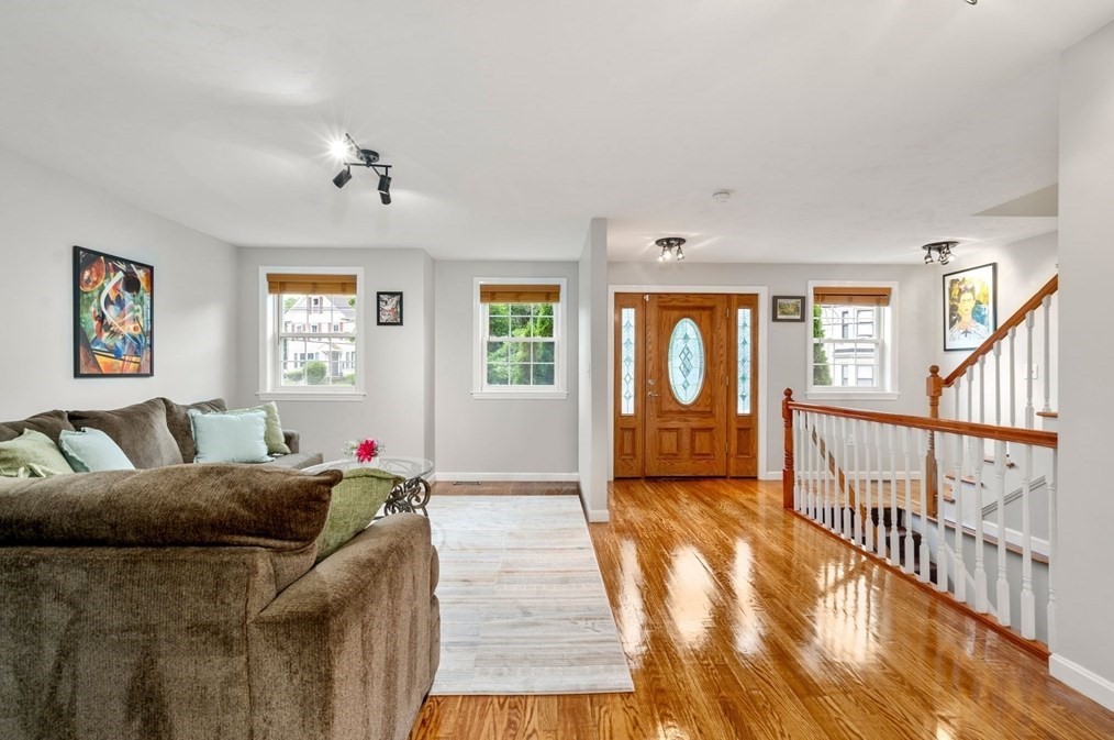 104 Crescent 1