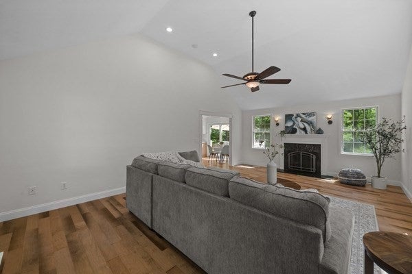 128 Memorial Dr, Shrewsbury, MA, 128 Memorial Dr, Shrewsbury, MA Photo #11