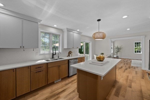 128 Memorial Dr, Shrewsbury, MA, 128 Memorial Dr, Shrewsbury, MA Photo #7