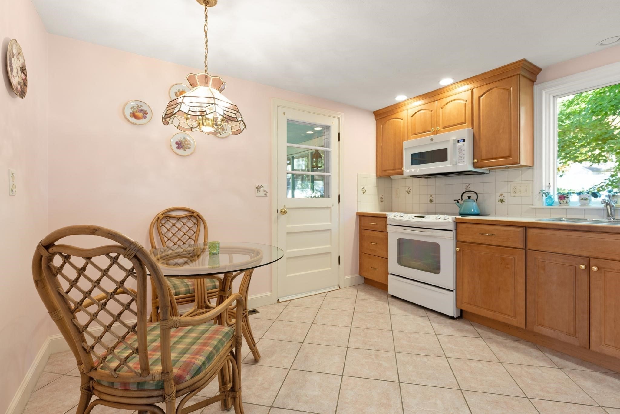 33 Arcadia Rd, Norwood, MA, 33 Arcadia Rd, Norwood, MA Photo #13
