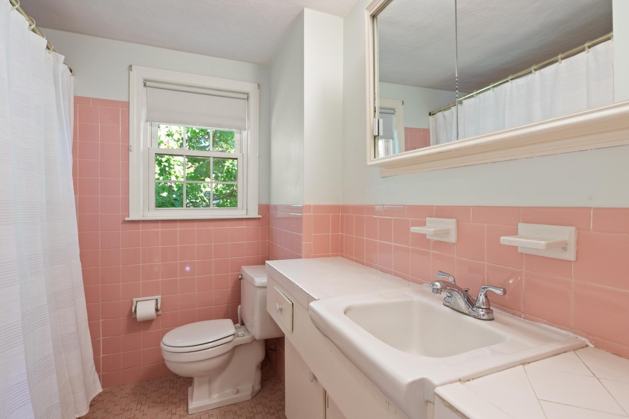 33 Arcadia Rd, Norwood, MA, 33 Arcadia Rd, Norwood, MA Photo #24