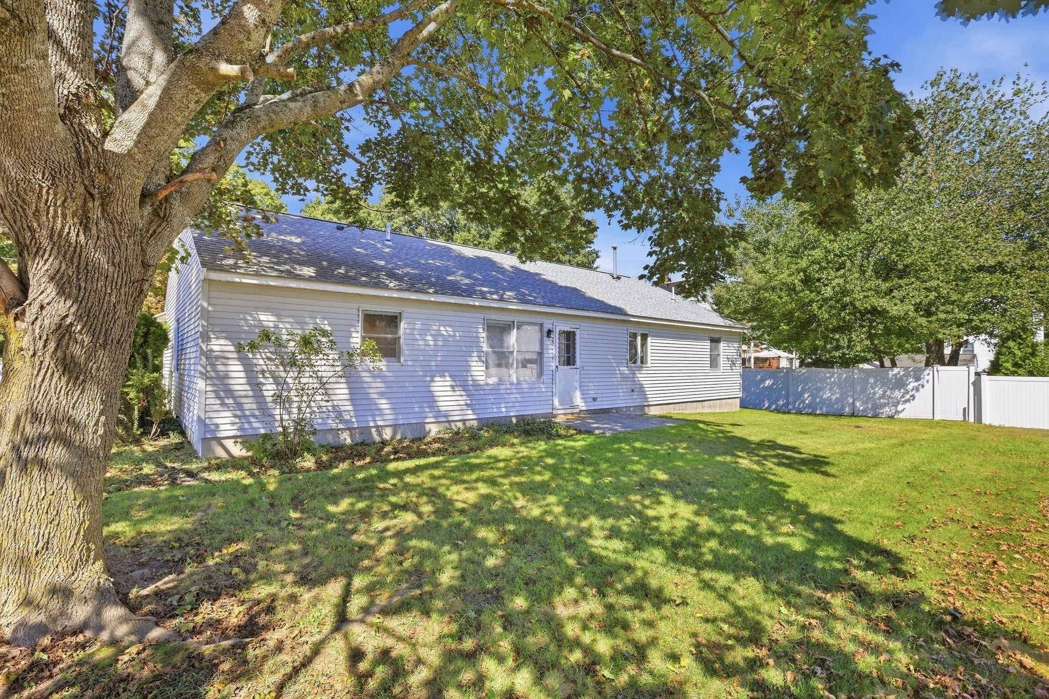 20 Elm St, Dracut, MA, 20 Elm St, Dracut, MA Photo #5