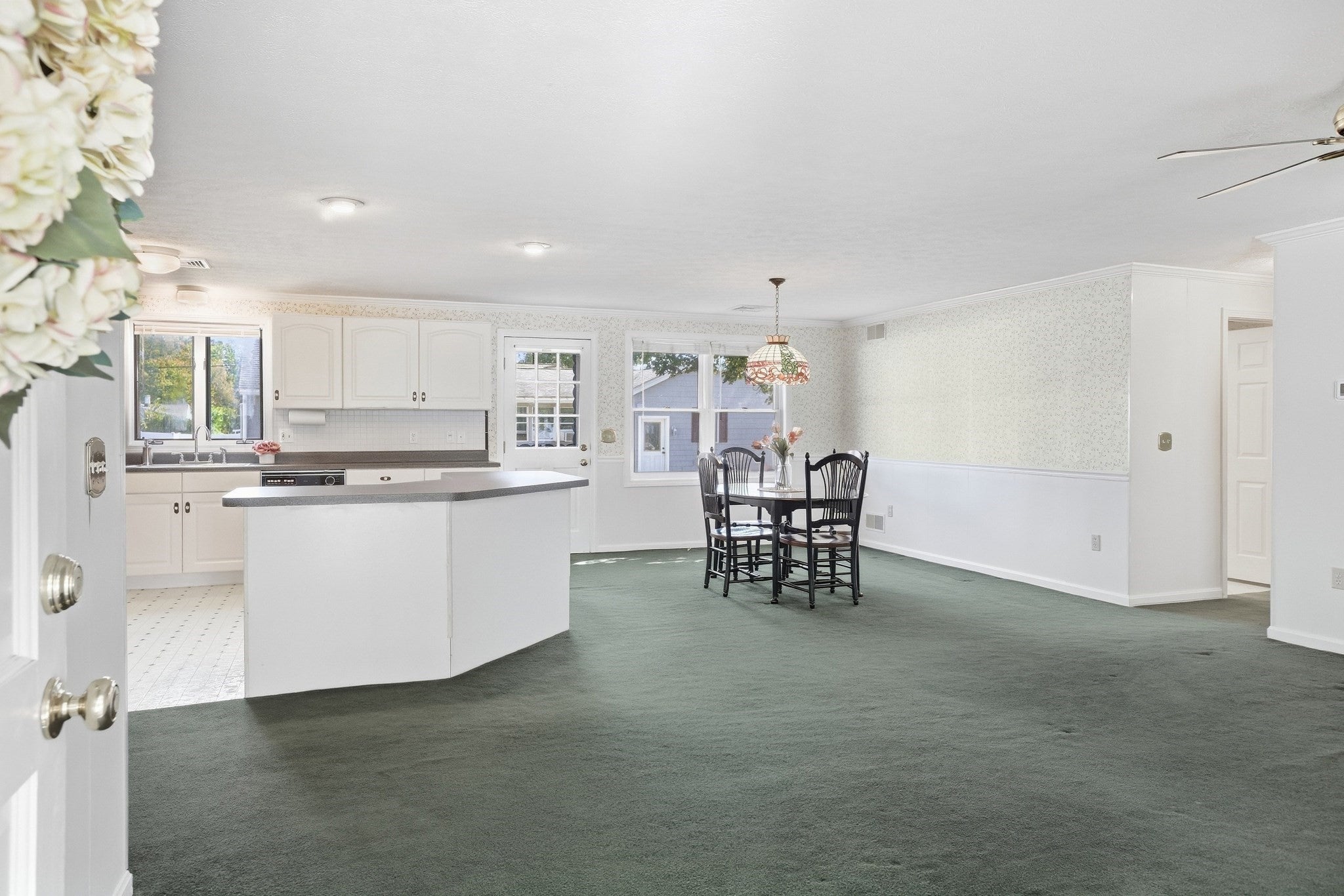 20 Elm St, Dracut, MA, 20 Elm St, Dracut, MA Photo #8