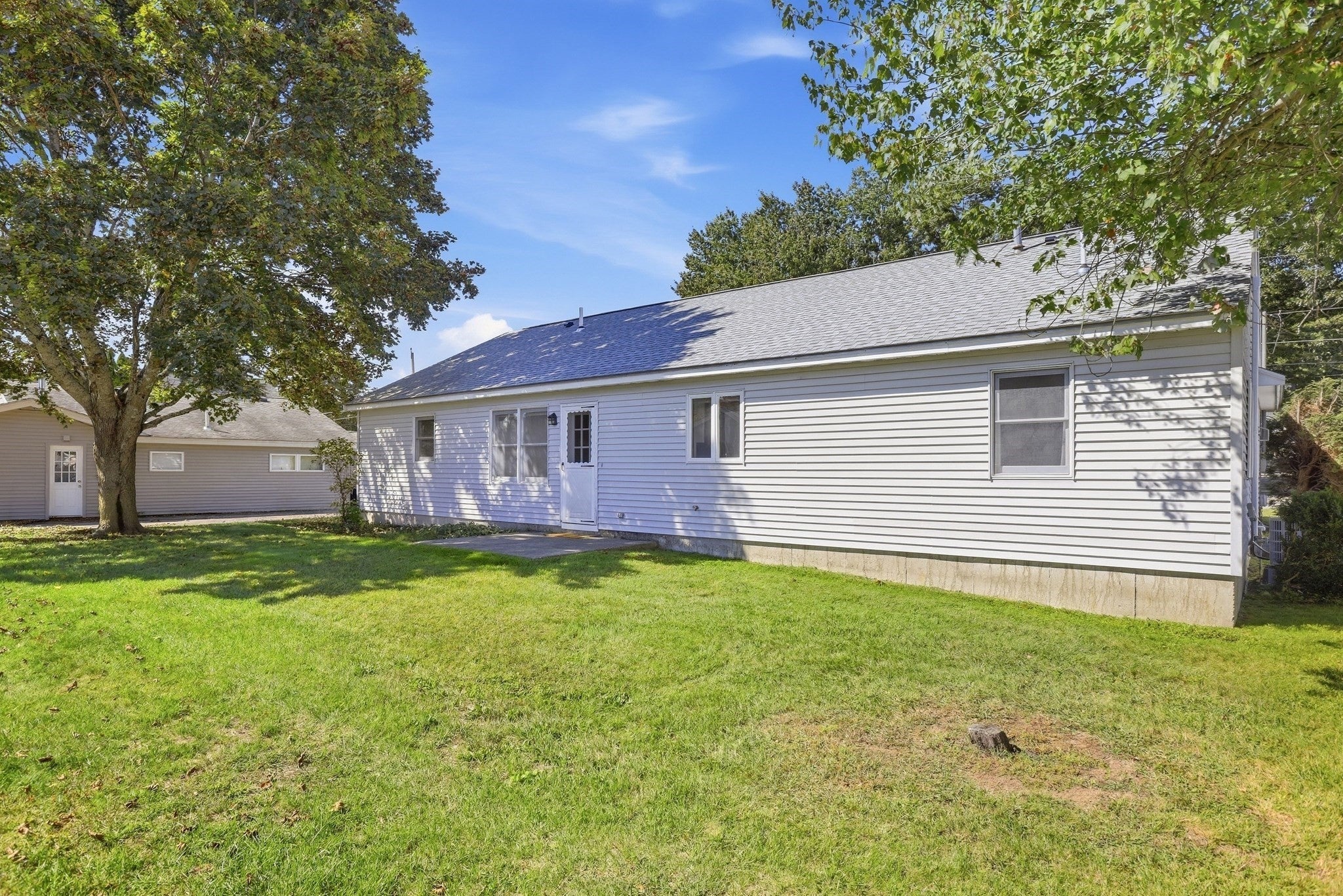 20 Elm St, Dracut, MA, 20 Elm St, Dracut, MA Photo #7