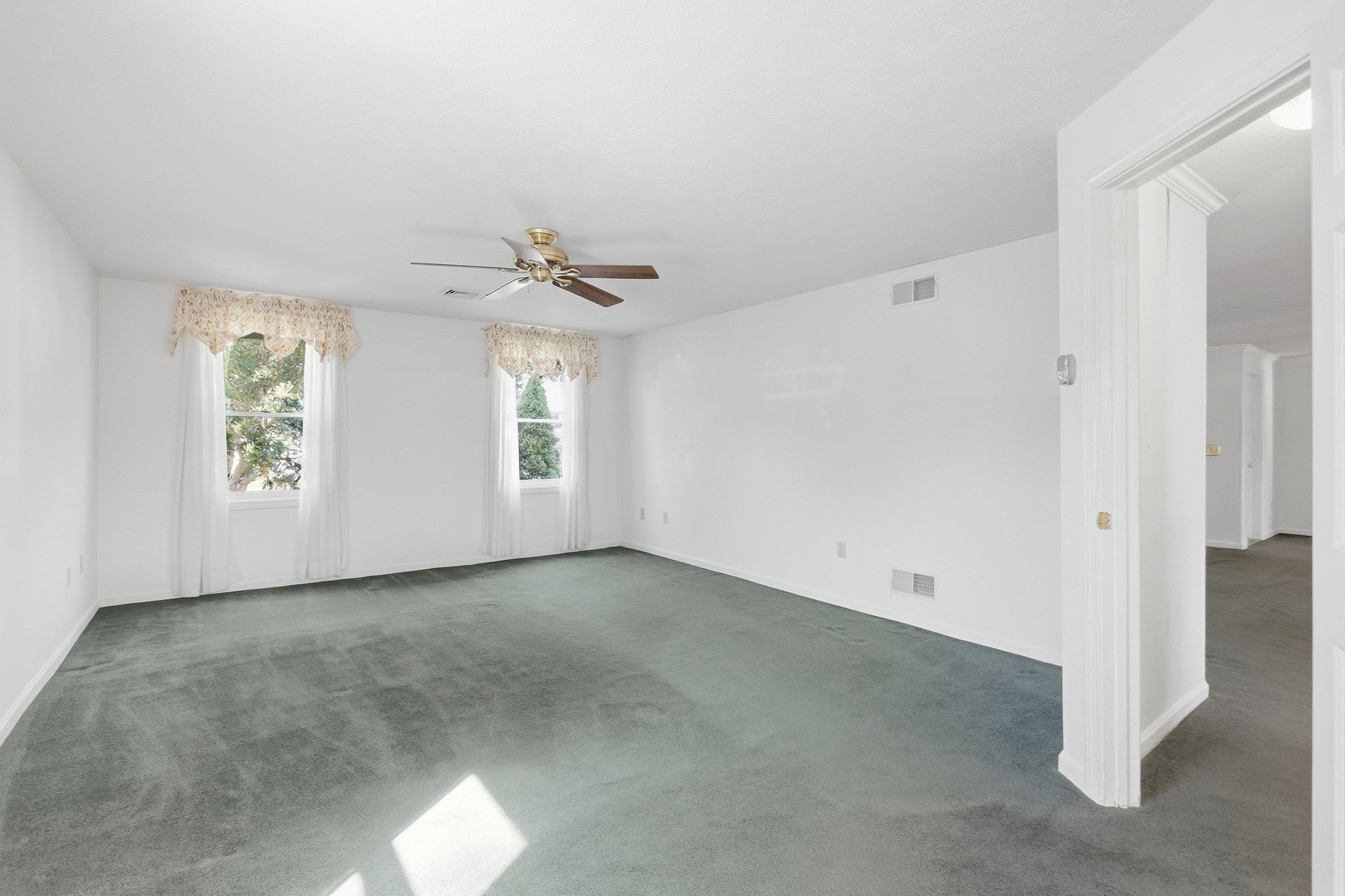 20 Elm St, Dracut, MA, 20 Elm St, Dracut, MA Photo #23