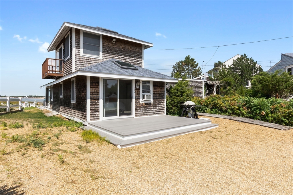 163 Old Point Rd