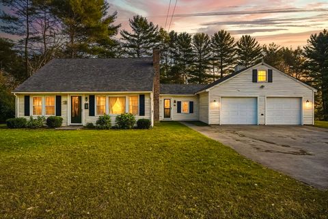 39 Mechanic St Upton MA 01568