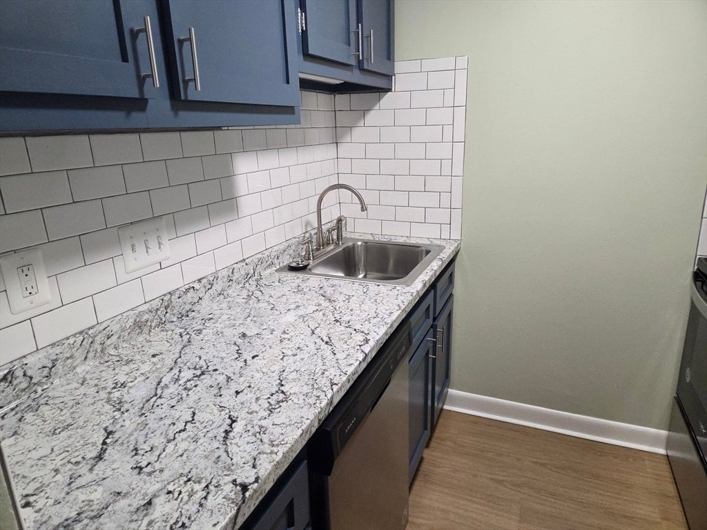 368 Lincoln ST #9, Waltham, MA, 368 Lincoln ST #9, Waltham, MA Photo #1