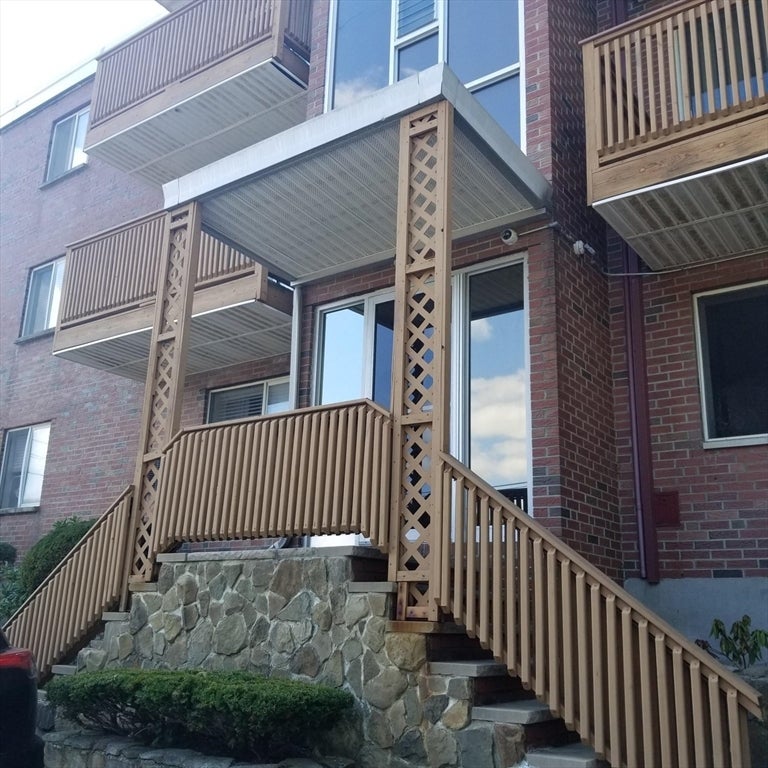 368 Lincoln ST #9, Waltham, MA, 368 Lincoln ST #9, Waltham, MA Photo #7